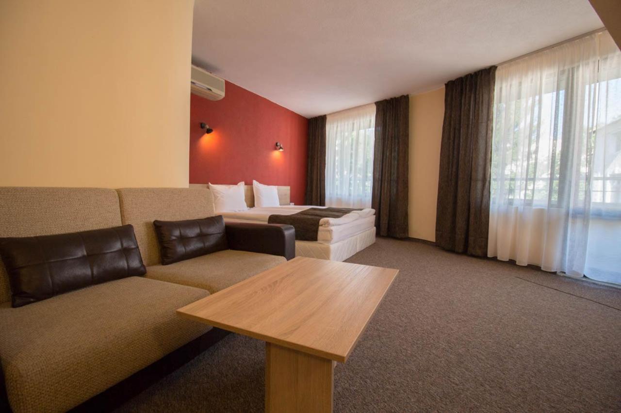 Evridika Hotel Devin Ngoại thất bức ảnh